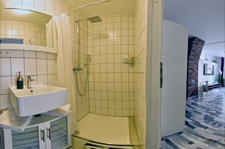 Moderne Wohnung Schwarzwald - In Bester Lage Direkt Am Fluss Bad Wildbad Extérieur photo